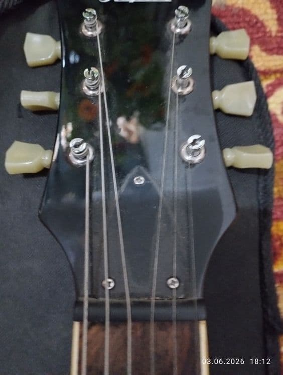 Gitara satiladi zor gitara — 8