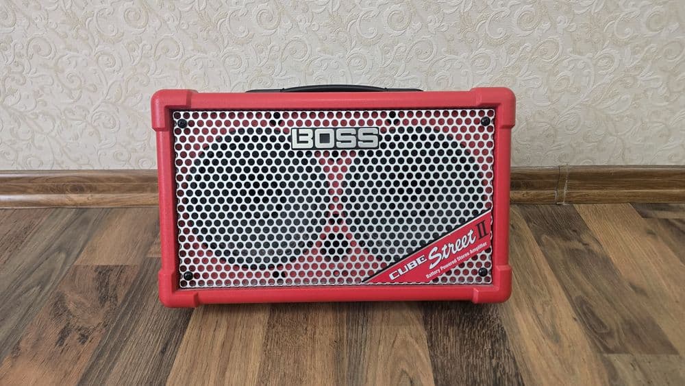 Boss Cube Street II Red — идеальное состояние — 5