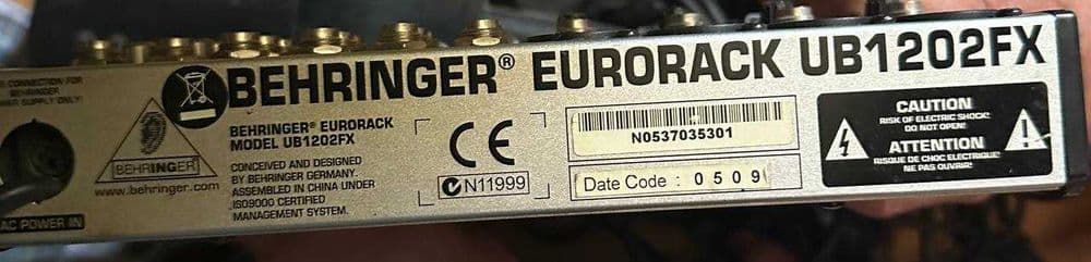 BEHRINGER UB1202FX Eurorack компактный микшерный пульт — 4