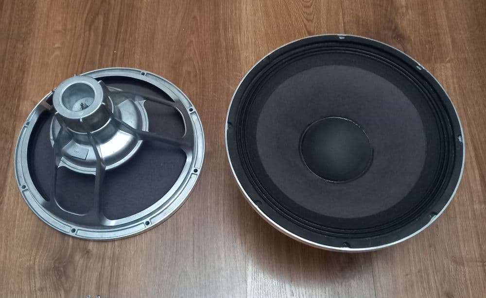 Легкие динамики Craaft 12 и неодимовые JBL 12. — 2