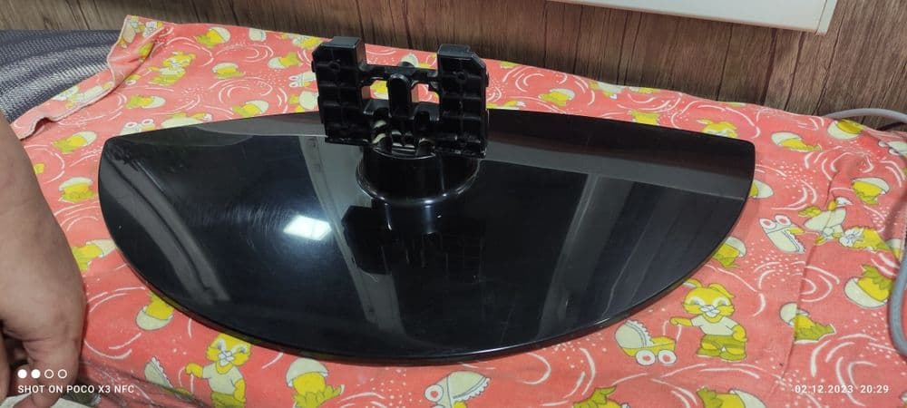 Подставка. От телевизора  LG — 3