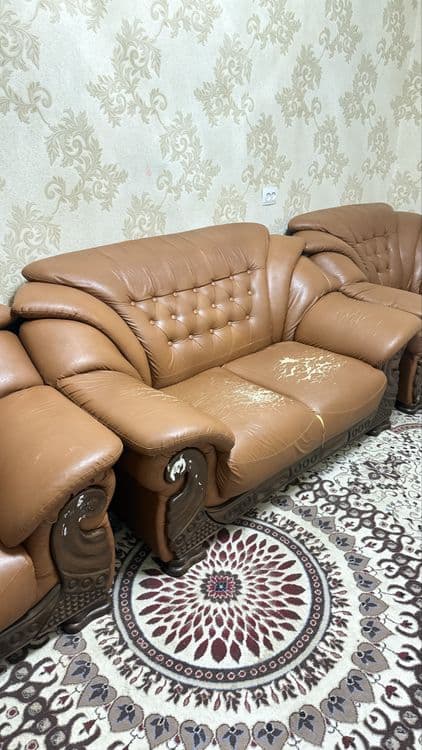 Диван и кресло продается б/у — 6