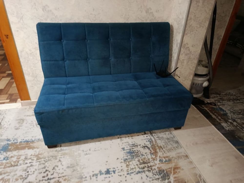 Myahkiy divan sotiladi holati yaxshi toza⁹ ozoda tutilgan 2tasi — 2