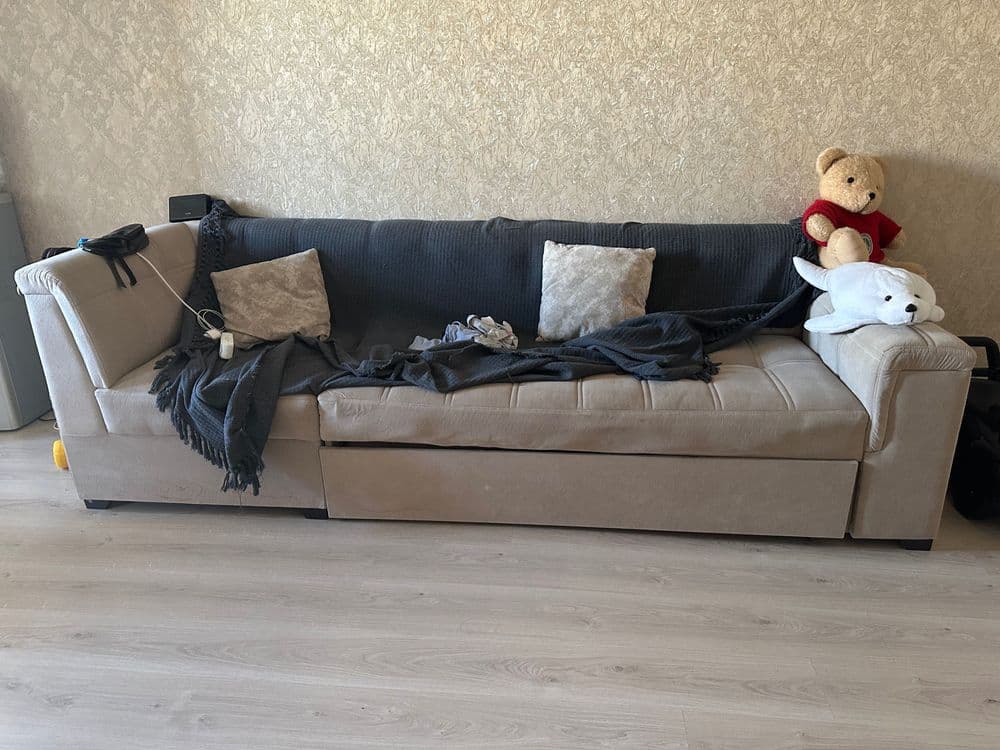 Продается диван бежевый — 1