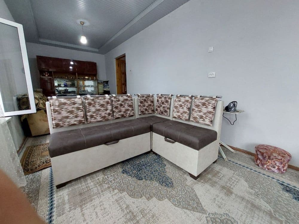 Ugolok yumshoq mebel — 4