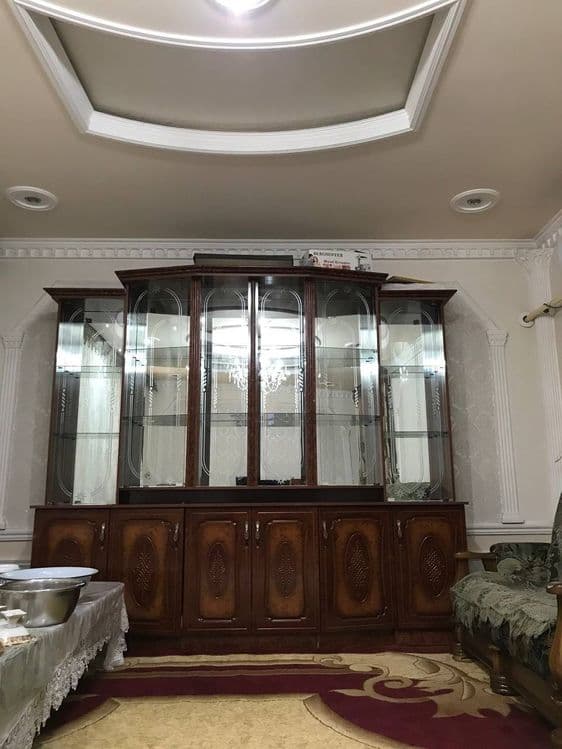 Стенка сотилади 200$ — 2