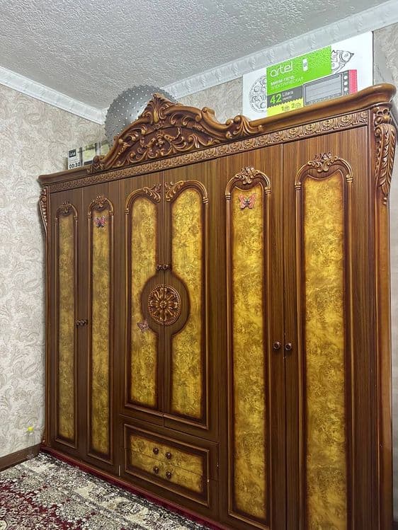 Продаётся мебель китайской — 2