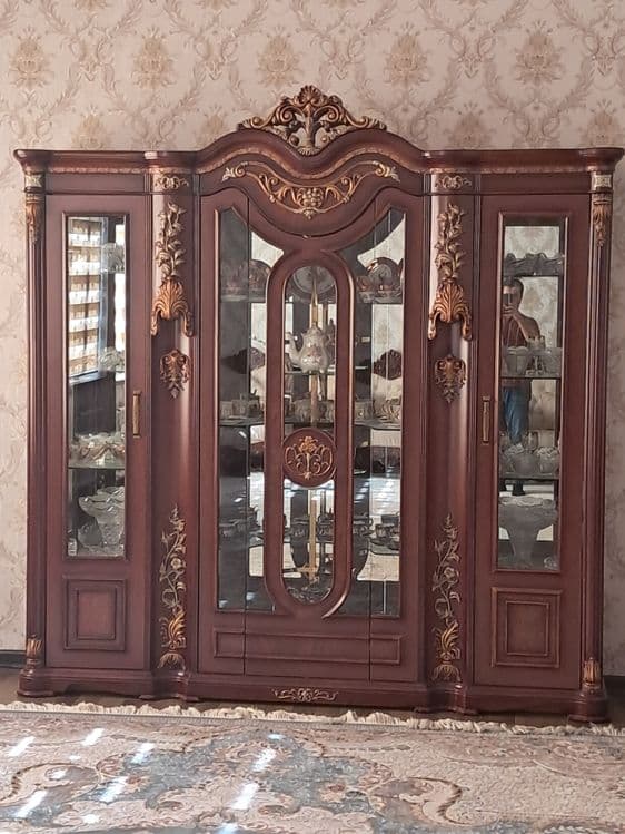 Mebel sotiladi 550 $ — 1