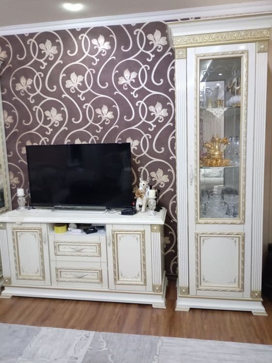 Продаётся мебель, сервант. — 3