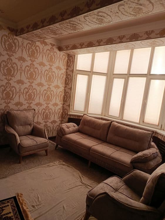 Срочно продается диван с двумя креслами новая — 6