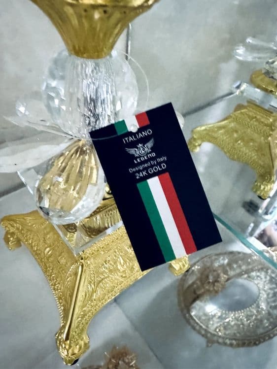 stenka sotiladi salkam yangi.600$ ga olingan kelishtirib beraman. — 8