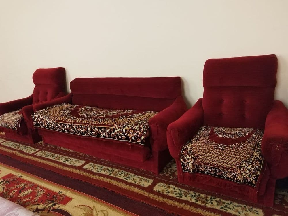 Yumshoq mebel sotiladi — 1