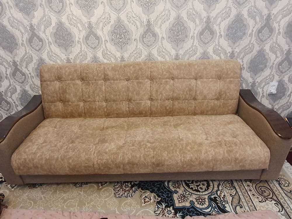 Divan sotilad rasiki — 4