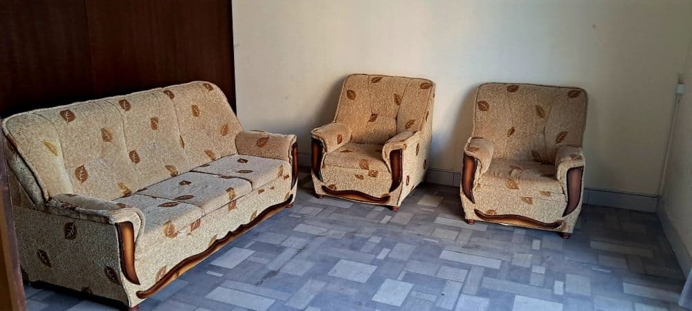Продойотся мяахкий мебел диван кресло в идеальном состяании — 2