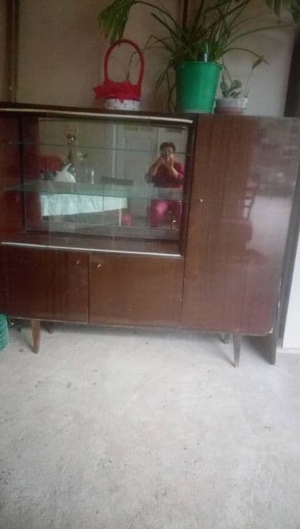 Продаётся сервант — 1