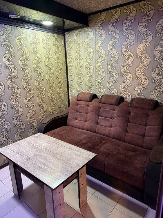 Yumshoq mebel divan — 2