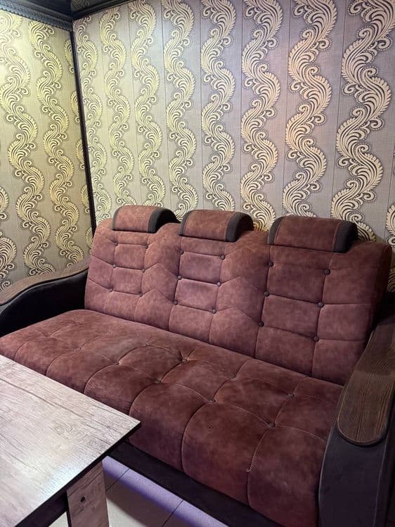 Yumshoq mebel divan — 3