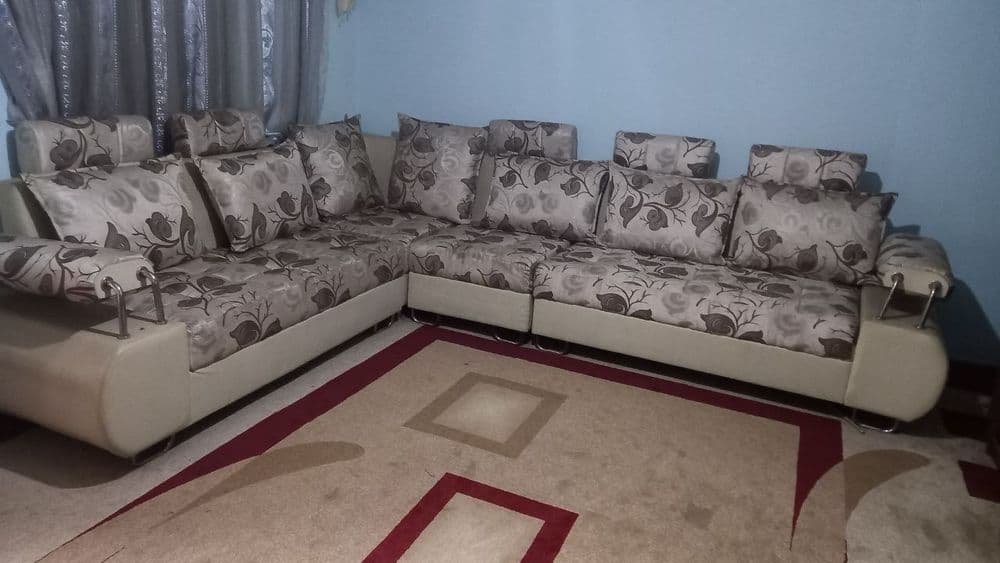 Yumshoq mebel divan — 2