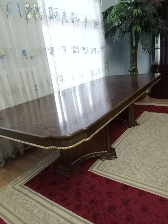 Стол сотилади срочни — 1