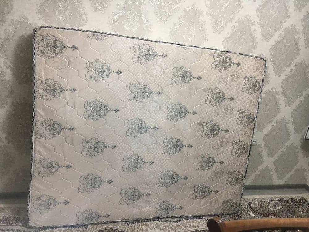 Матрас для двухместный кровати