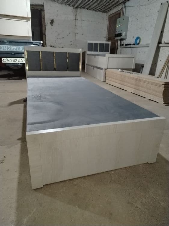 1 kishilik kravat AKSIYADA  595000 — 2