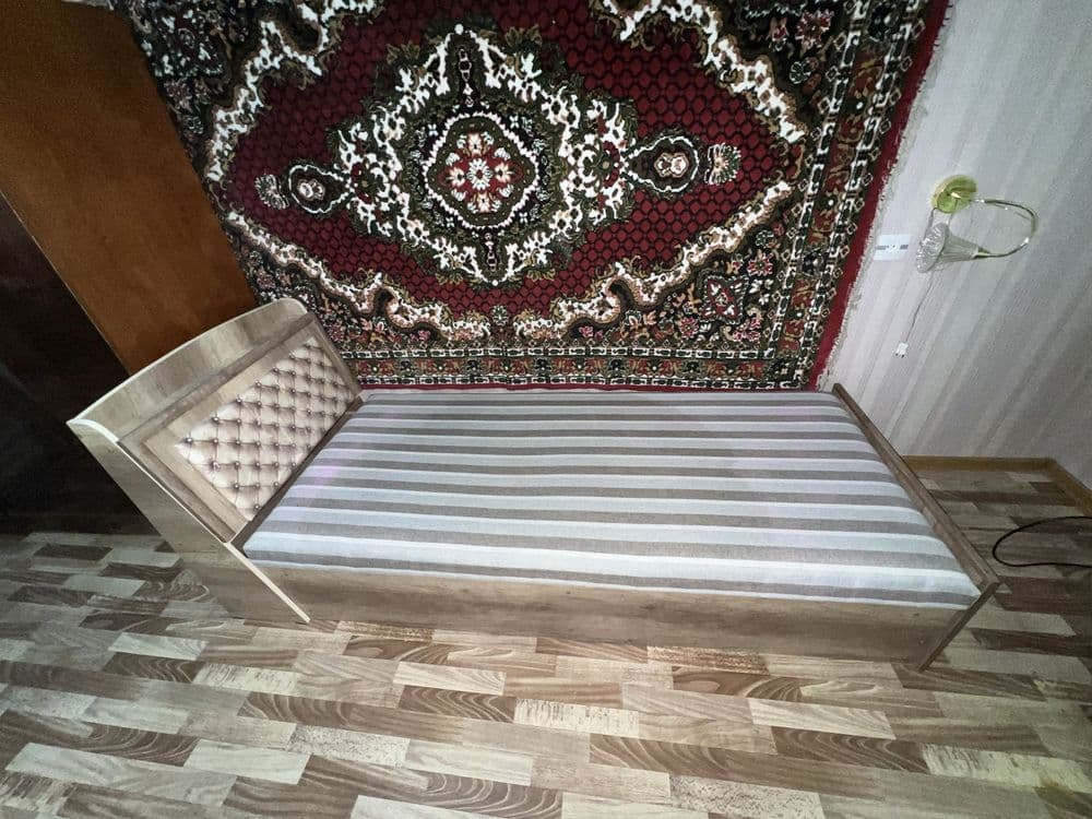 кровать в хорошем состояние — 2