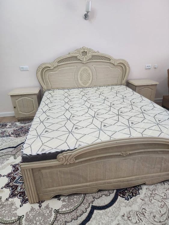 Spalniy mebel komplekt