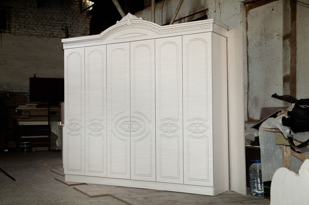 Spalni mebel garnitur — 6