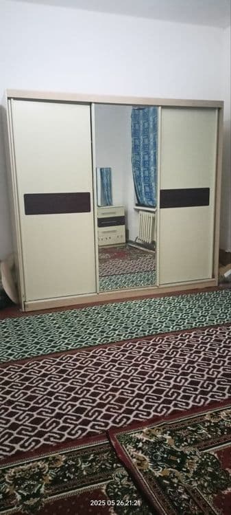 Spalni garnitur spalni shfaner tumbichkasi trimosi bilan — 4