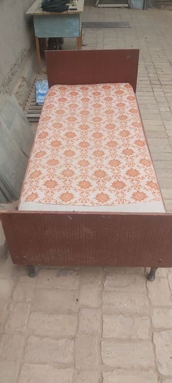 1 kishilik kravat sotiladi — 3