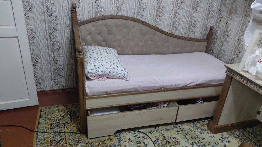 Диван кроват 1 кишилик 2та бир хил — 1