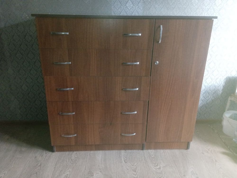 Шкаф камод больше продаю — 1