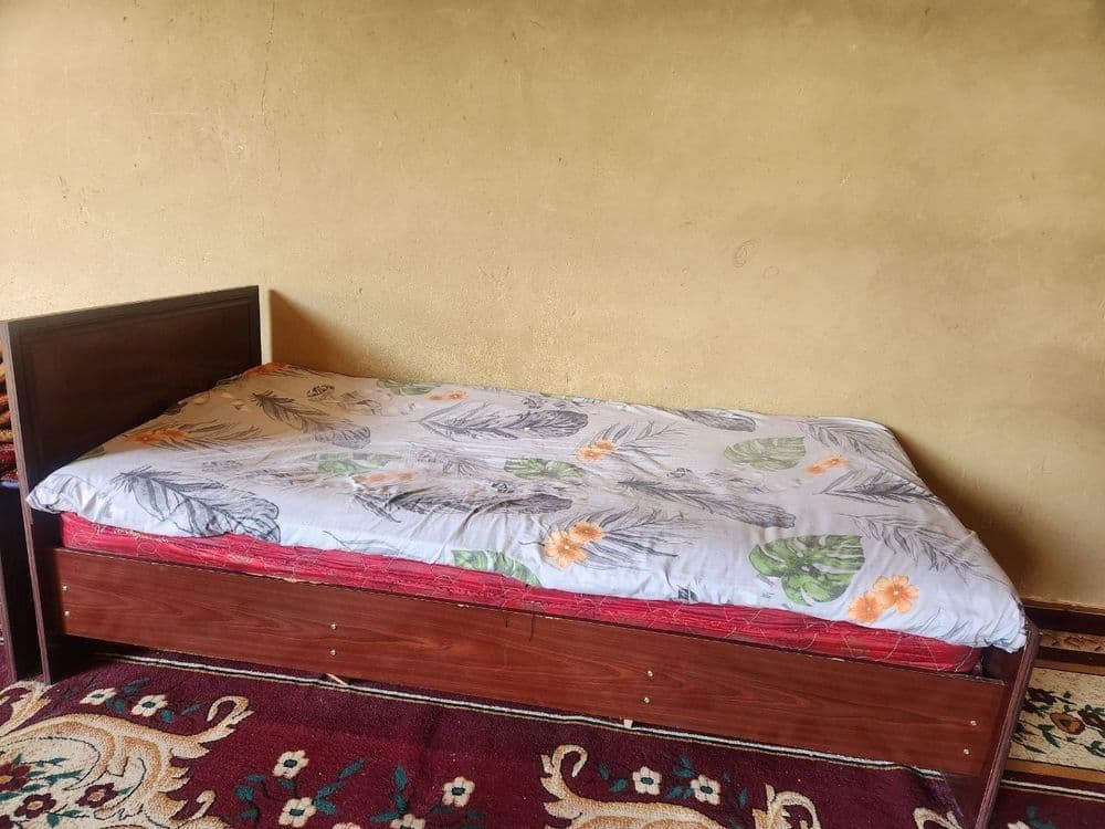 2 dona bir xil divan sotiladi — 1
