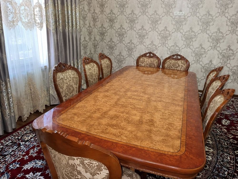 Продается мебель спальный гарнитур и стол со стульями в идеальном сост — 4