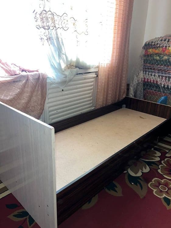 Диван односпальный — 2