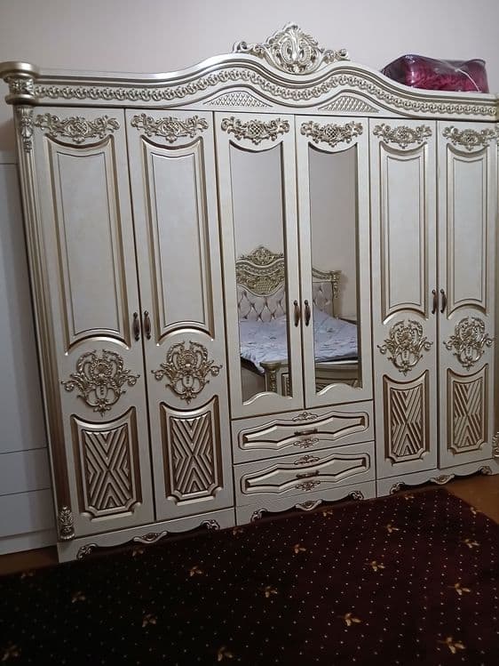 Спальный гарнитур — 3