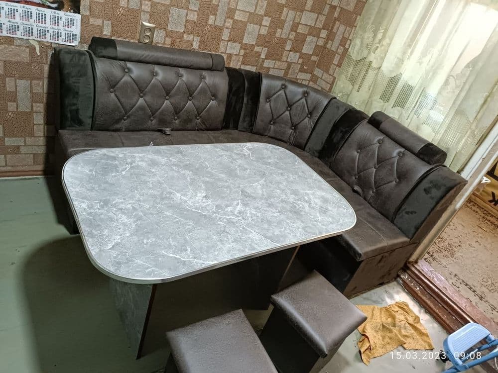 Уголок диван кухонный 180×150 комплект стол пуфики — 2