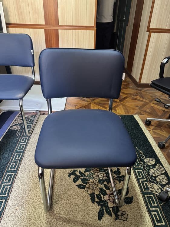 Офисный стул сильвия 130 дона — 1