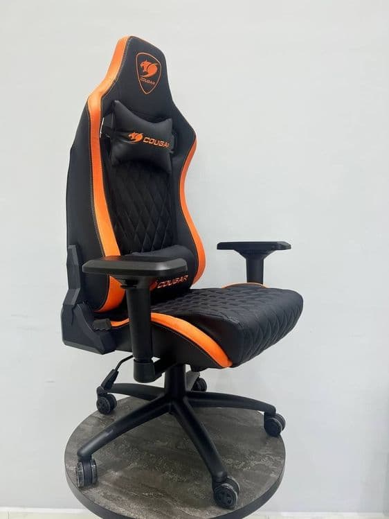 Компьютерное игровое геймерское кресло Cougar Armor S — 1