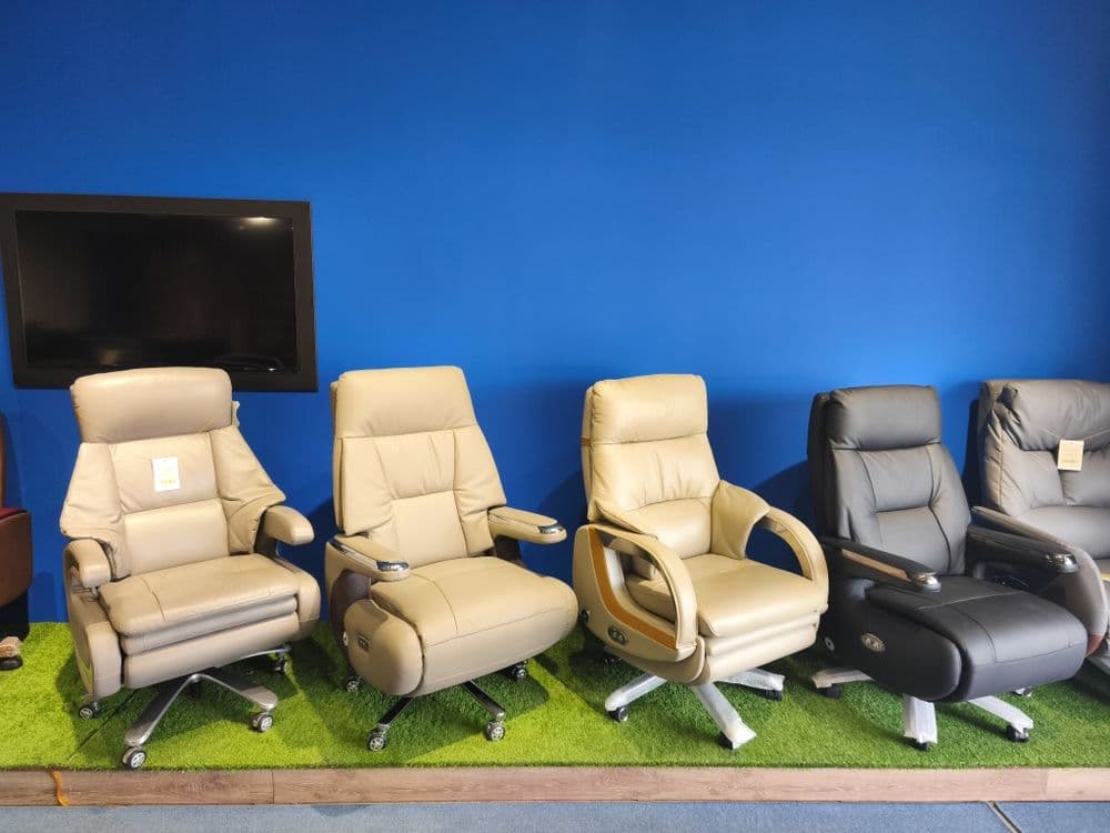Electronnic kreslo Premium klass кресло для руководителя премиум класс — 2