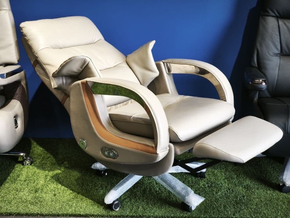 Electronnic kreslo Premium klass кресло для руководителя премиум класс — 3