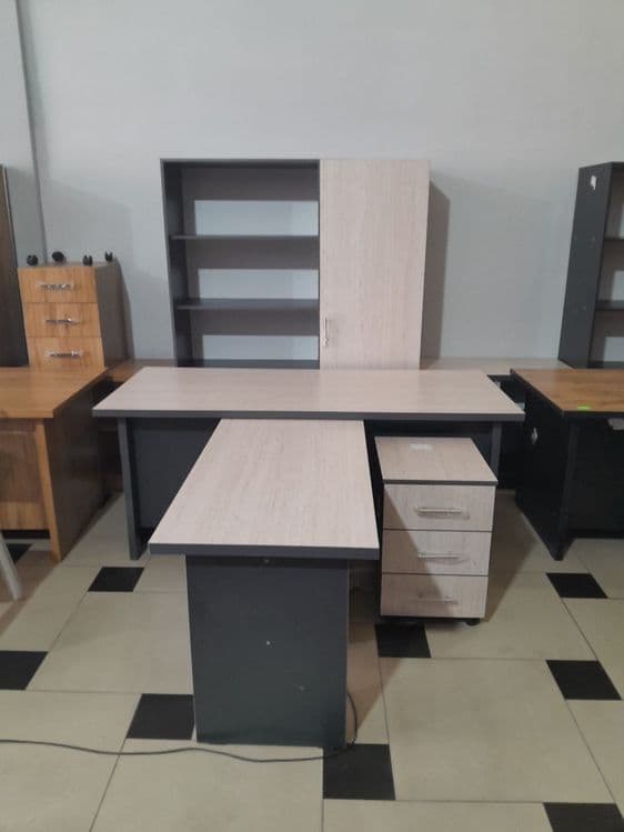 Ofis mebellar xay tek — 3