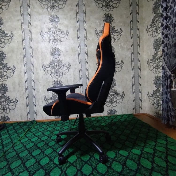 Gaming chair игровое кресло Cougar — 3
