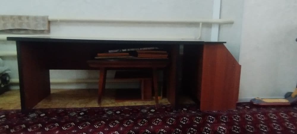 Офисный стол в отличном состоянии — 2