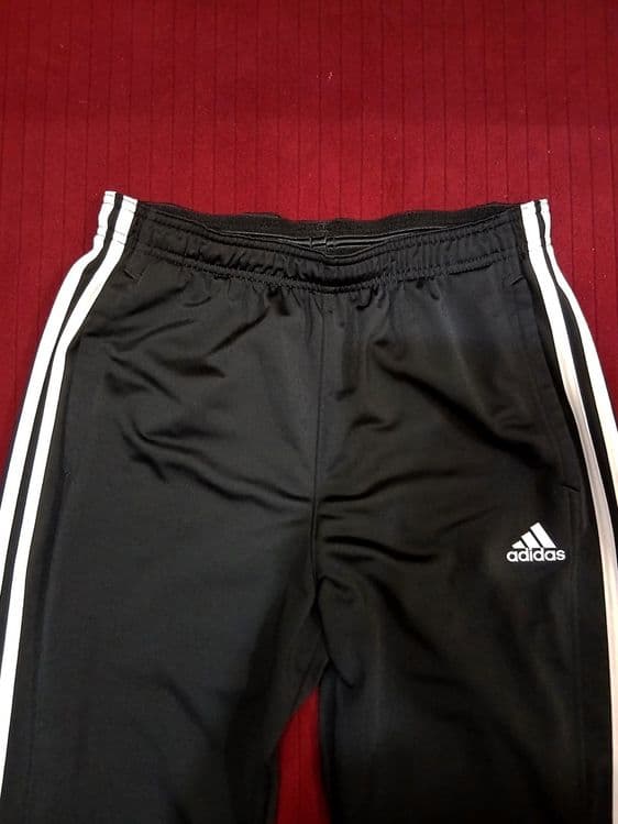 Из США, спортивные трико от бренда "ADIDAS".          MADE IN JORDAN — 2