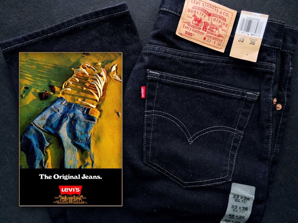 VINTAGE 1994 Made in Canada LEVI'S® 505® Straight Cut Jeans — W33 L36 — 8