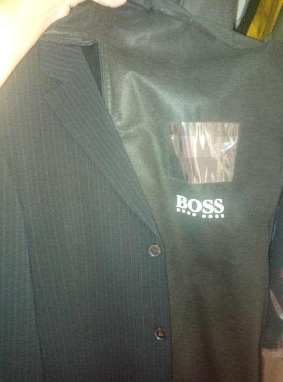 Мужской костюм Hugo Boss, оригинал, качество премиум — 1
