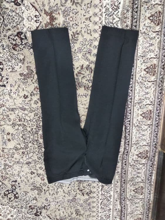 Kiyimlar Kup kiyilmagan — 4