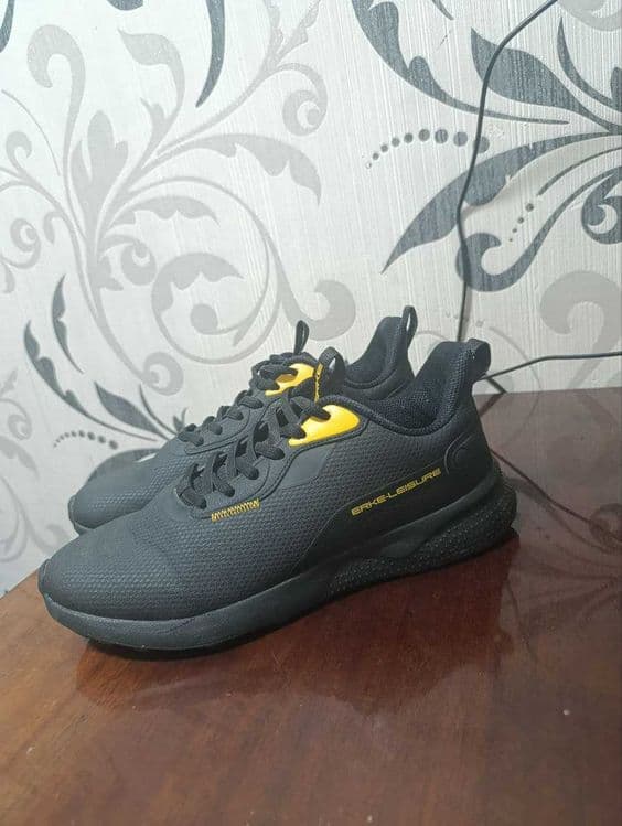 Оригинальные кроссовки Erke — 1