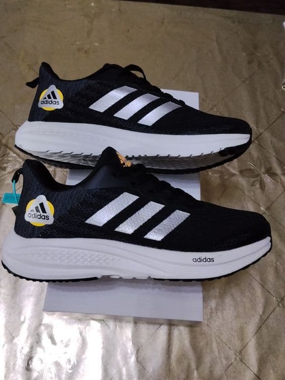 Adidas krasofka Vetnamda ishlab chiqarilgan — 2